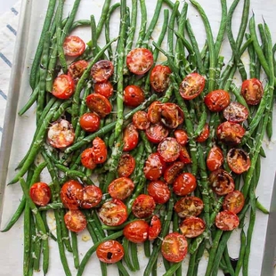 Roasted Green Beans and Tomato